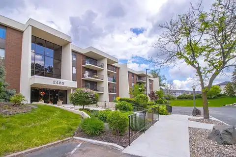 Londin Lane, Maplewood, MN 55119