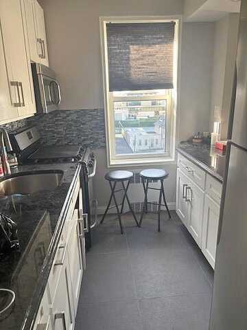 Avenue S #5H, Brooklyn, NY 11223