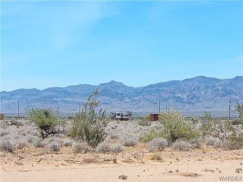 Lot B2 W Bolsa Dr, Golden Valley, AZ 86413