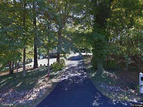 Silver Tee, PENHOOK, VA 24137
