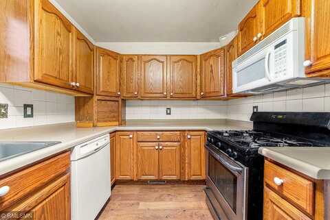 31St, MINNEAPOLIS, MN 55408