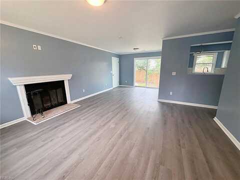 Evelyn, NORFOLK, VA 23518