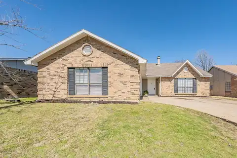 Bermejo, FORT WORTH, TX 76112
