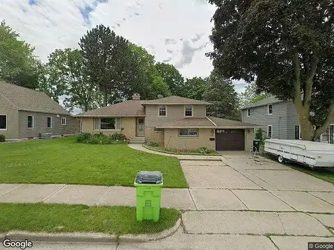 Washington, HARTFORD, WI 53027