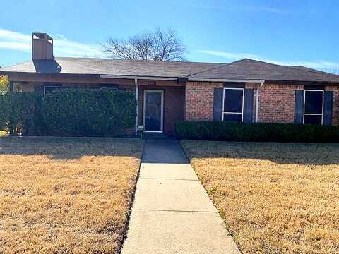 Greenbriar, LANCASTER, TX 75146