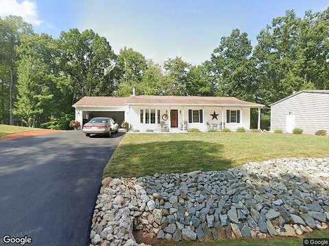 Lynville, HARDY, VA 24101
