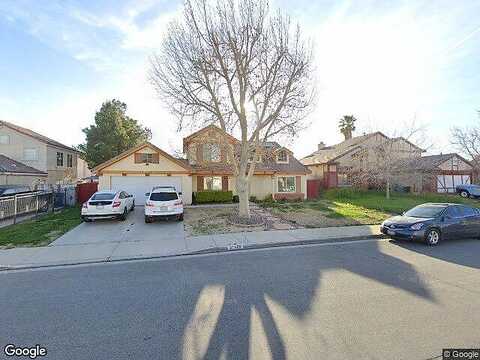 37Th, PALMDALE, CA 93550