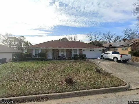 Vanessa, FORT WORTH, TX 76112