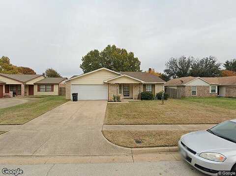 Lawndale, EULESS, TX 76039