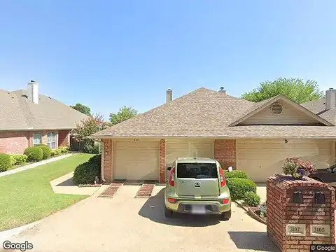 Cape Cod, ARLINGTON, TX 76017
