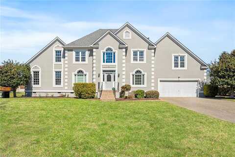 Lessies, POQUOSON, VA 23662