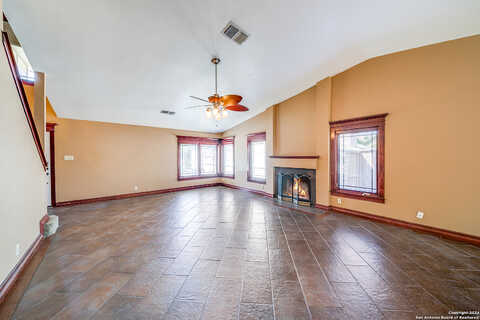 Ridge Cove, CONVERSE, TX 78109