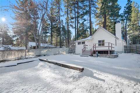 Apple, WRIGHTWOOD, CA 92397