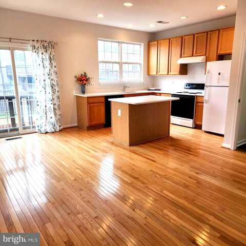 Torrence, WOODBRIDGE, VA 22193