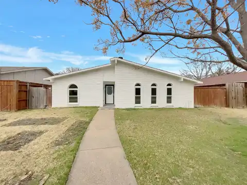 Paris, GARLAND, TX 75040