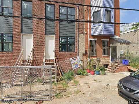 8Th, PHILADELPHIA, PA 19122
