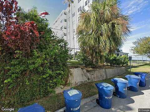 Clifford, FORT MYERS, FL 33901