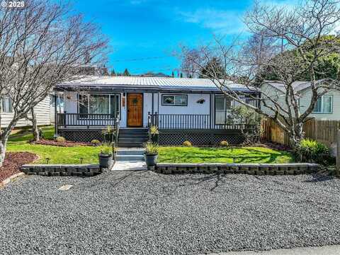 1St, COOS BAY, OR 97420