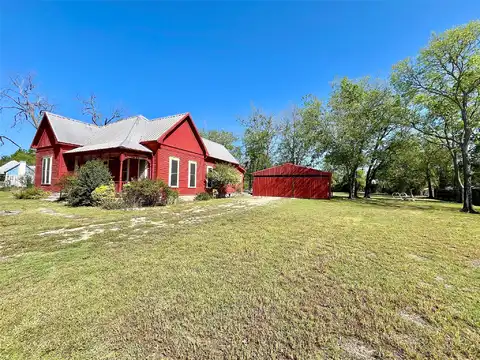 Avenue B, HICO, TX 76457