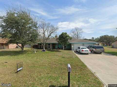 Pine, ROCKPORT, TX 78382