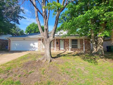 Linda, BURLESON, TX 76028