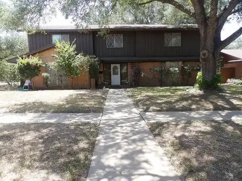 Fannin, BEEVILLE, TX 78102