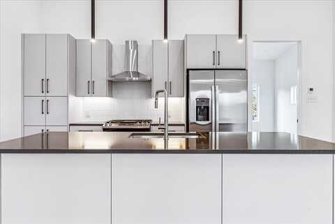 Lovedale Avenue #101, Dallas, TX 75235