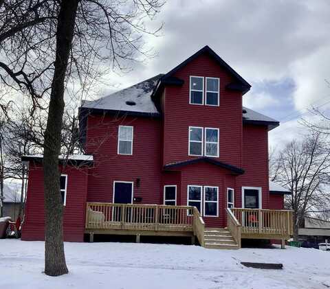 Elm, RIVER FALLS, WI 54022