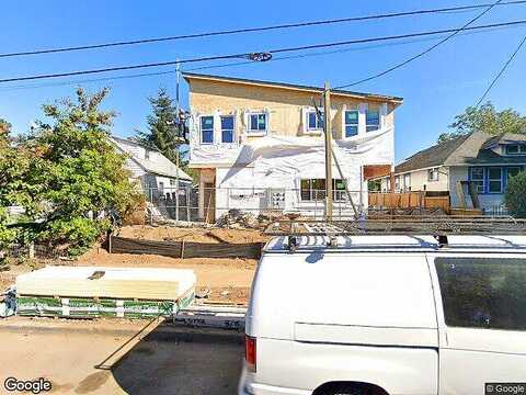 N Missouri Ave #5, Portland, OR 97217