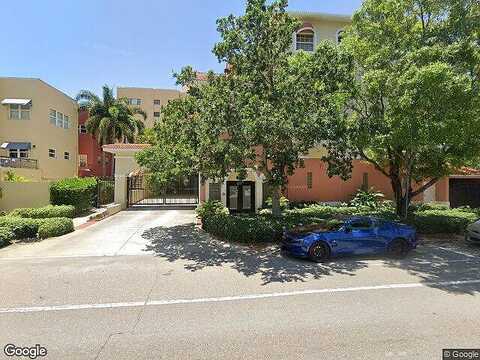1St, SAINT PETERSBURG, FL 33701