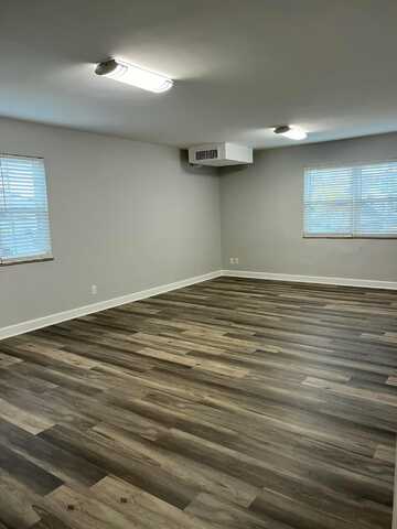 111 W Wheeling Street, Lancaster, OH 43130
