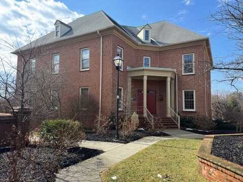 94 Northwoods Boulevard, Columbus, OH 43235