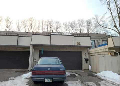 Lake Curve, MINNEAPOLIS, MN 55429