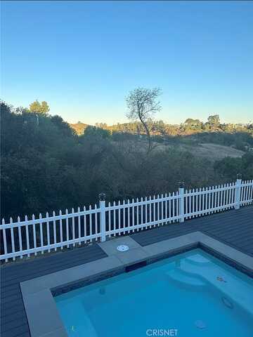 Poppy, CALABASAS, CA 91302