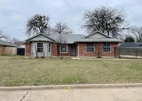 Waterbury, GRAND PRAIRIE, TX 75051