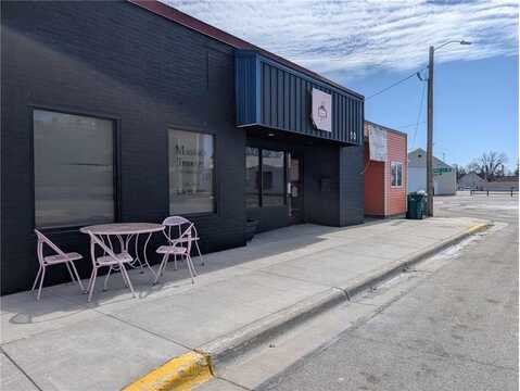 10 3rd Avenue SE, Melrose, MN 56352
