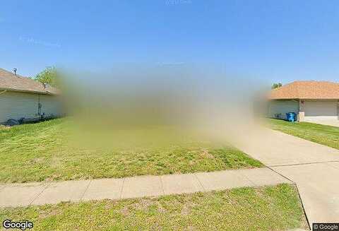 Huckleberry, SPRINGFIELD, MO 65802
