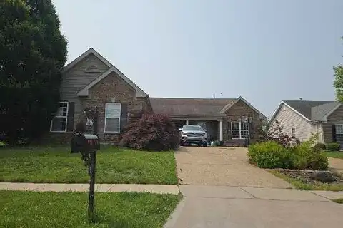 Pearview, SAINT PETERS, MO 63376