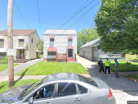 Avon, CLEVELAND, OH 44105