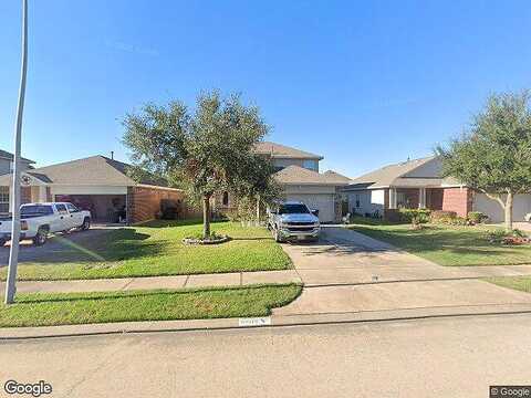 Woodwind Shadow Dr, Cypress, TX 77433