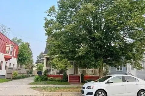 Broadway, GRAND RAPIDS, MI 49504