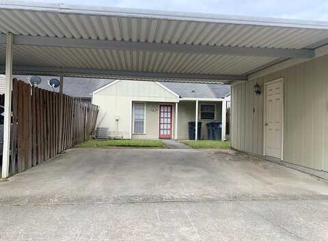 Red Oak, BATON ROUGE, LA 70815