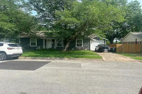 Circle, CLEBURNE, TX 76033