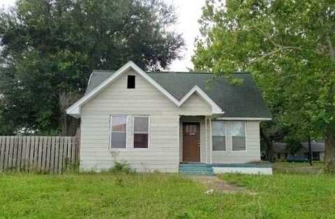 Resident, WHARTON, TX 77488