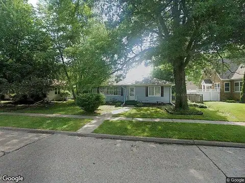 Eastmere, DAVENPORT, IA 52803