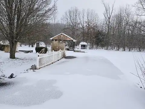 Waterford, PERRY PARK, KY 40363