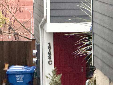 19Th Ave S, SEATTLE, WA 98144