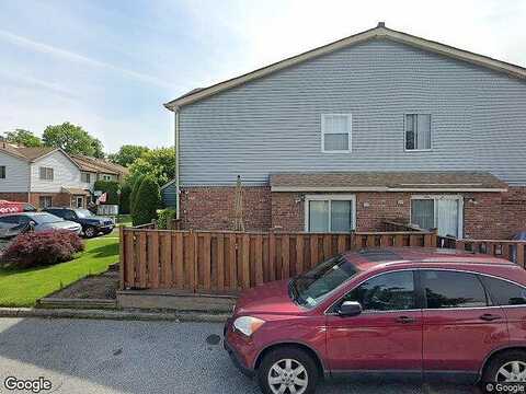 Franklin Ln Apt B, STATEN ISLAND, NY 10306