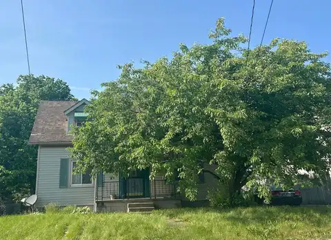 17Th St, Muncie, IN 47302