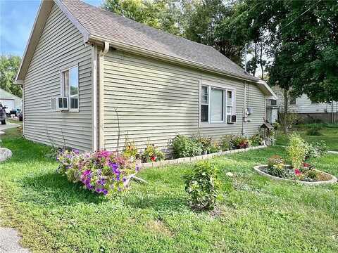 Walnut, COLFAX, IA 50054